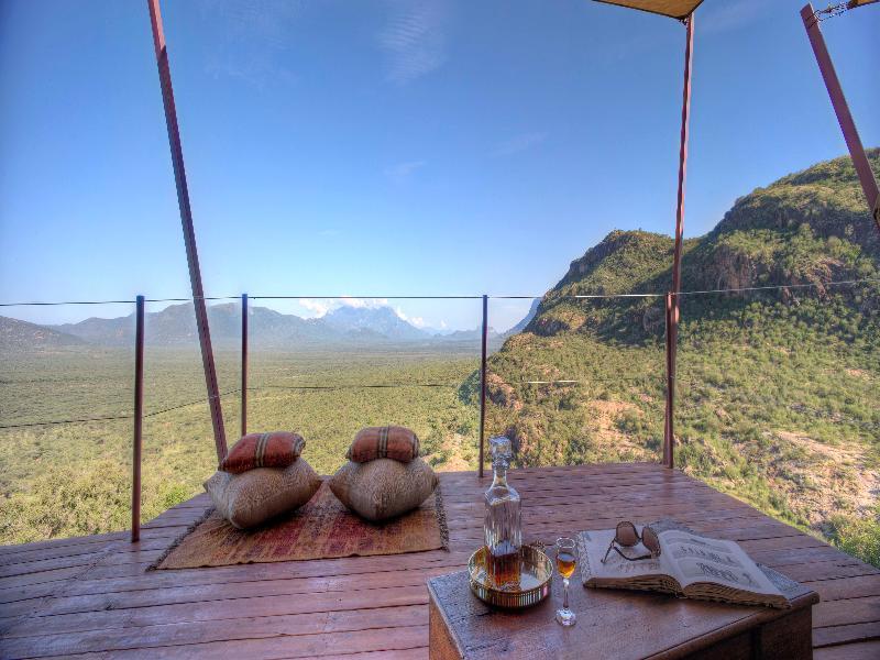 Saruni Samburu Villa Екстериор снимка