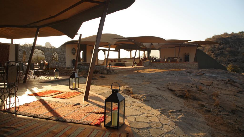 Saruni Samburu Villa Екстериор снимка